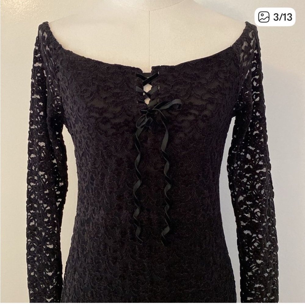 Fitted Black Lace Dress